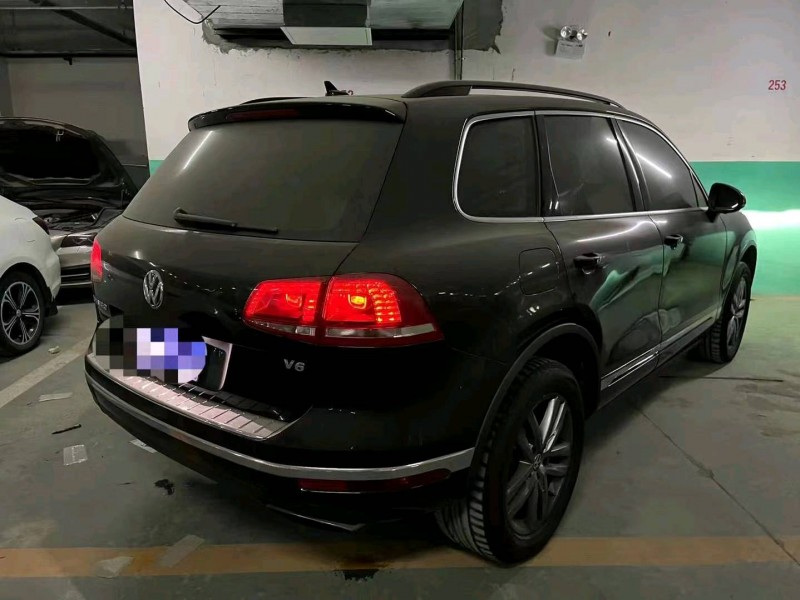 邯郸18年大众途锐1