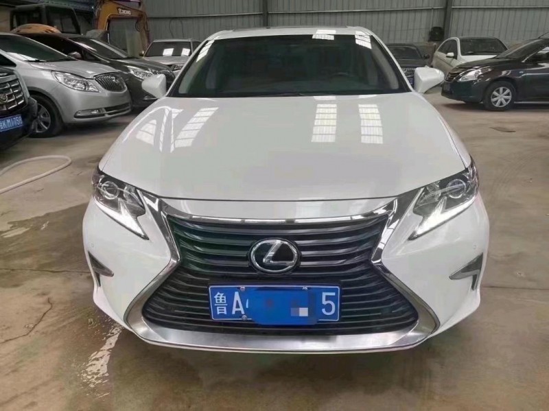 济南17年雷克萨斯ES1