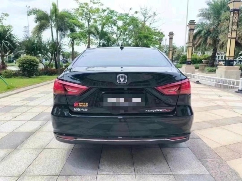 济南18年长安汽车睿驰CC9