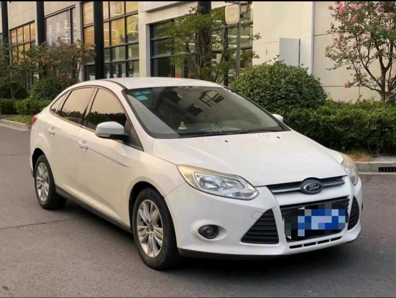 济南13年福特福克斯1