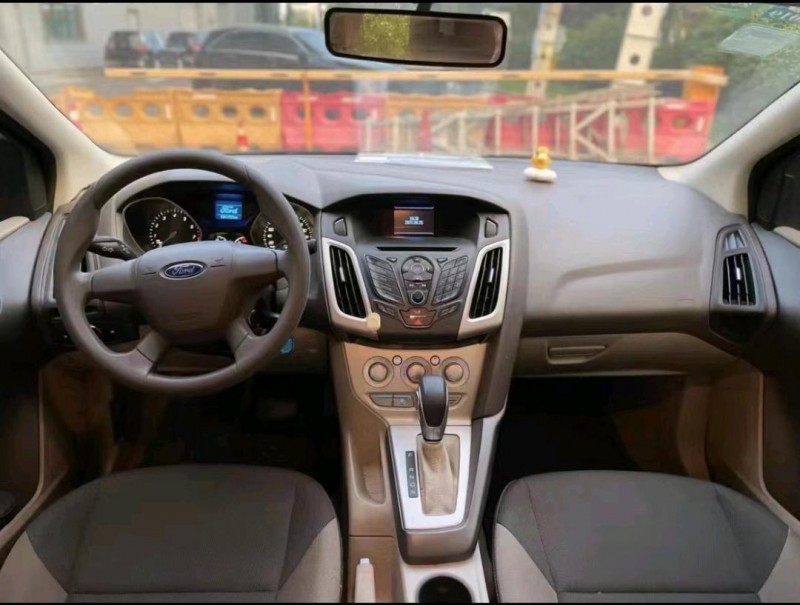 济南13年福特福克斯3