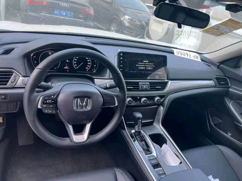 邵阳22年本田雅阁2