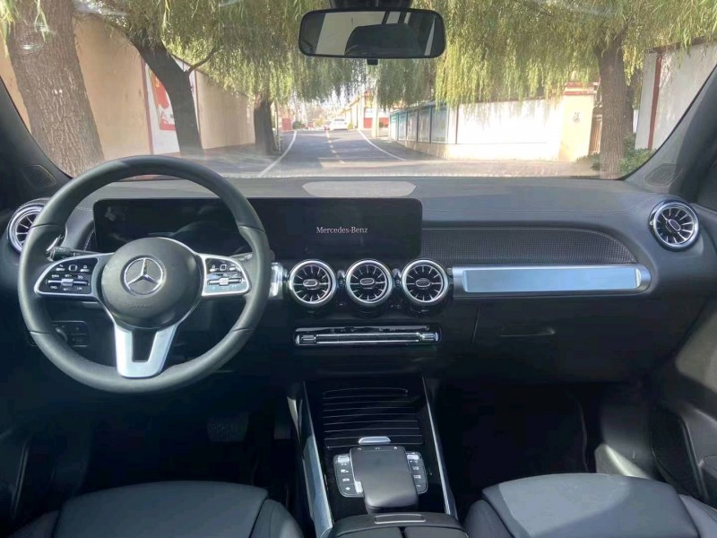 枣庄22年奔驰GLB9