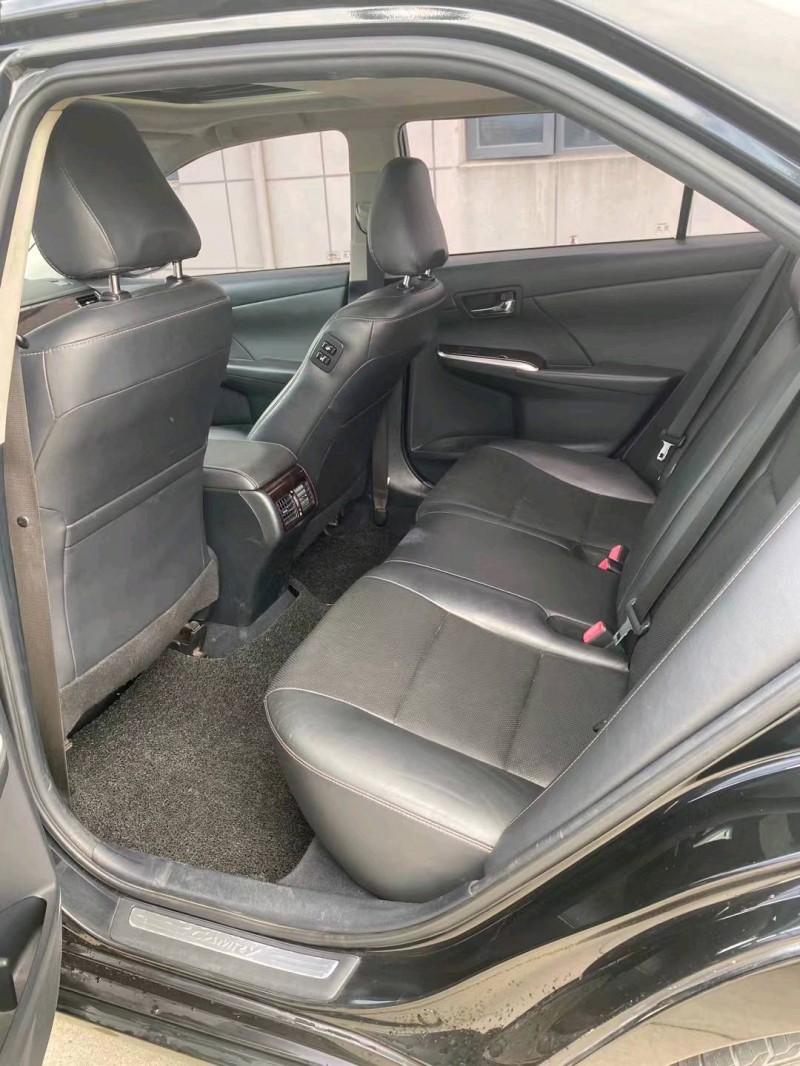 徐州16年丰田凯美瑞5