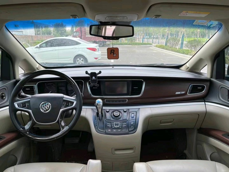 东营15年别克GL85