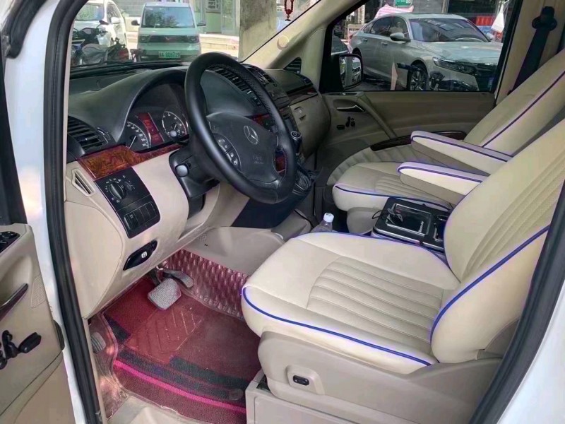 宜春12年奔驰唯雅诺2