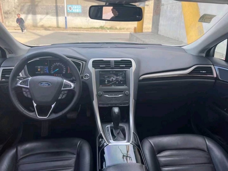 济南15年福特蒙迪欧4