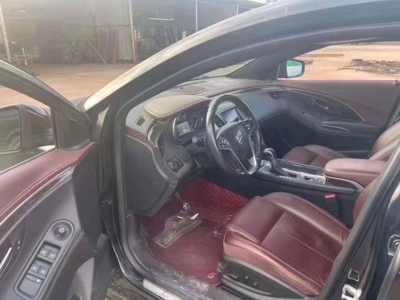 东营15年别克君越5