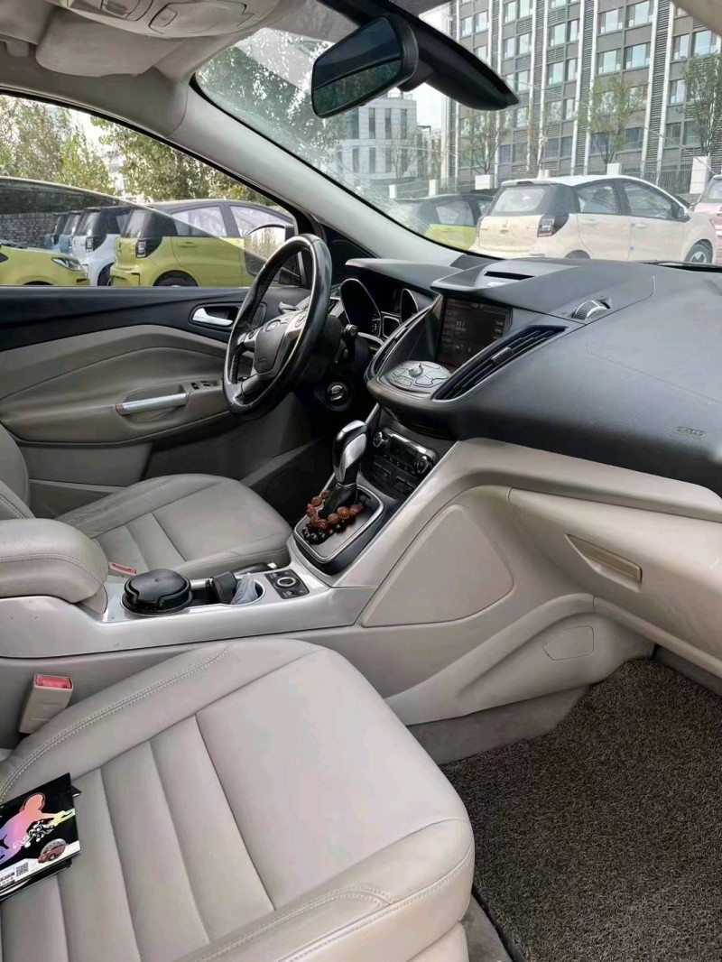 宜春14年福特翼虎4