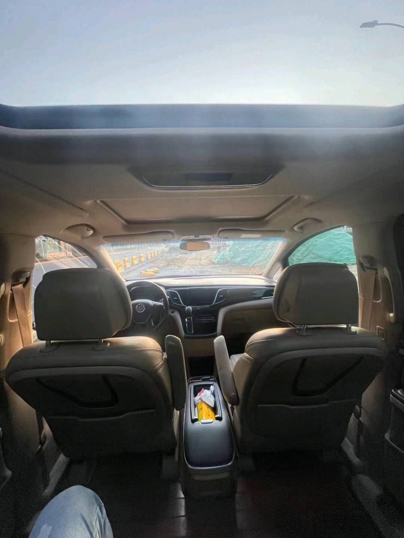 青岛17年别克GL86