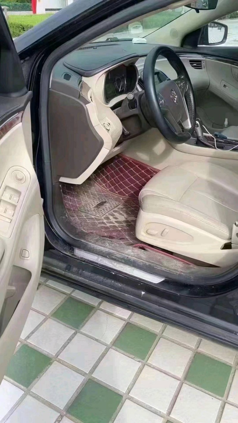 东营15年别克君越8