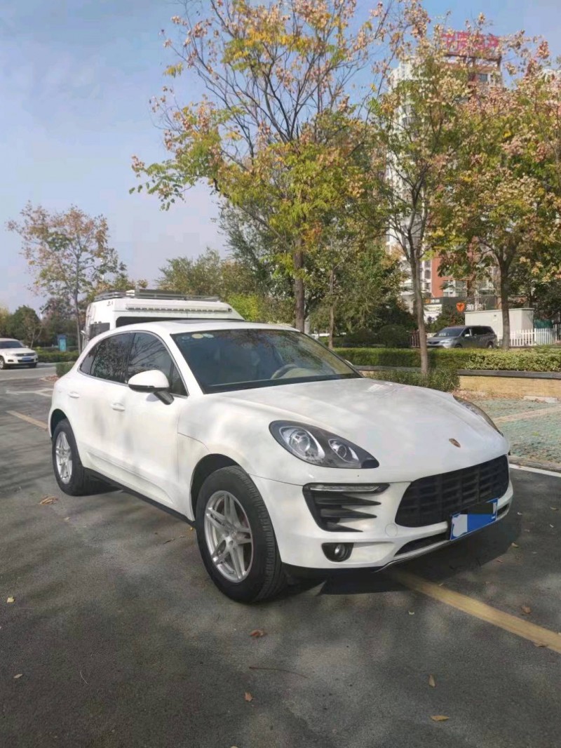 枣庄16年保时捷Macan2