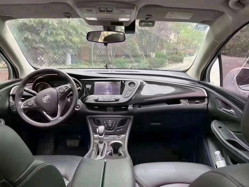 青岛18年别克昂科威4