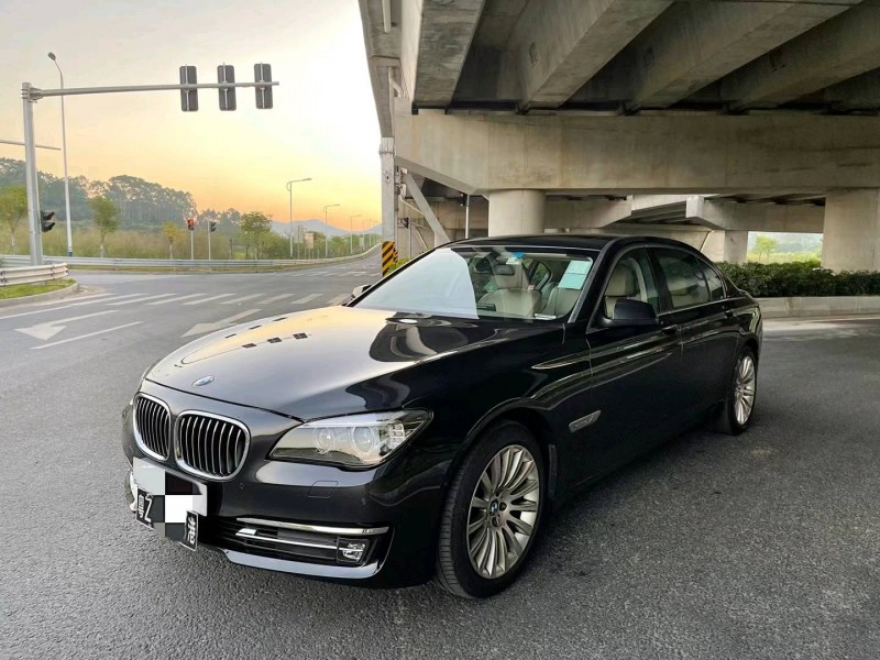 广州15年宝马7系5