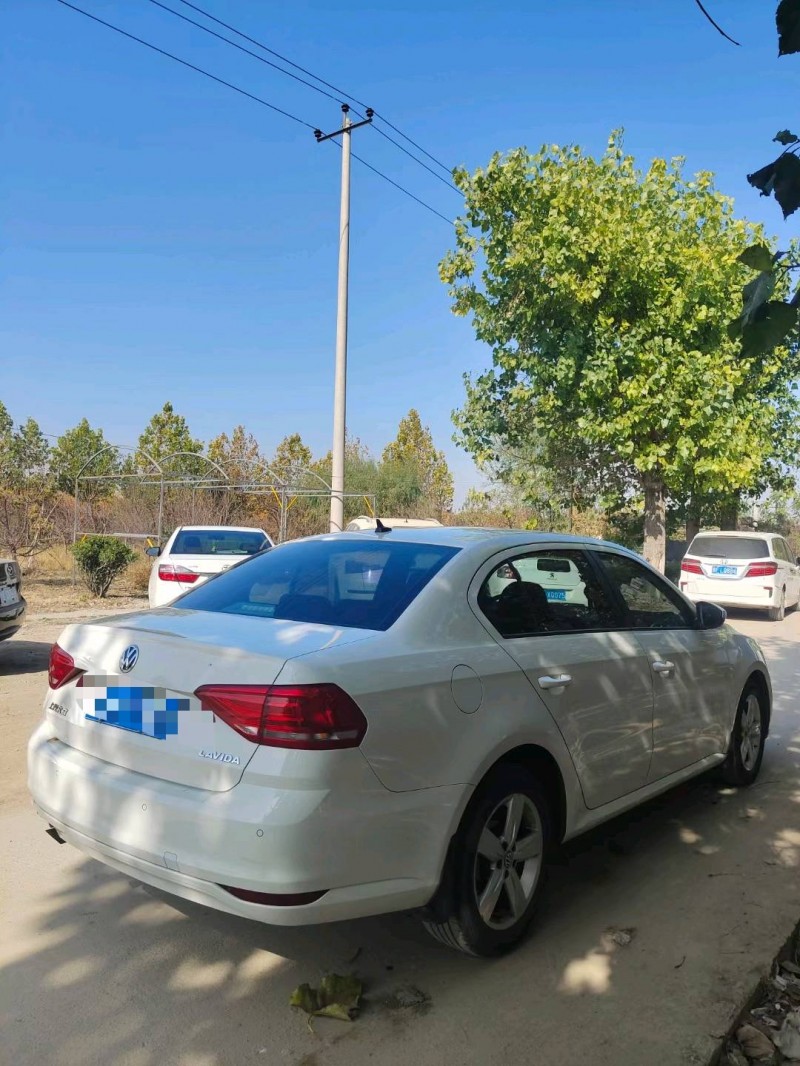 保定17年大众朗逸7