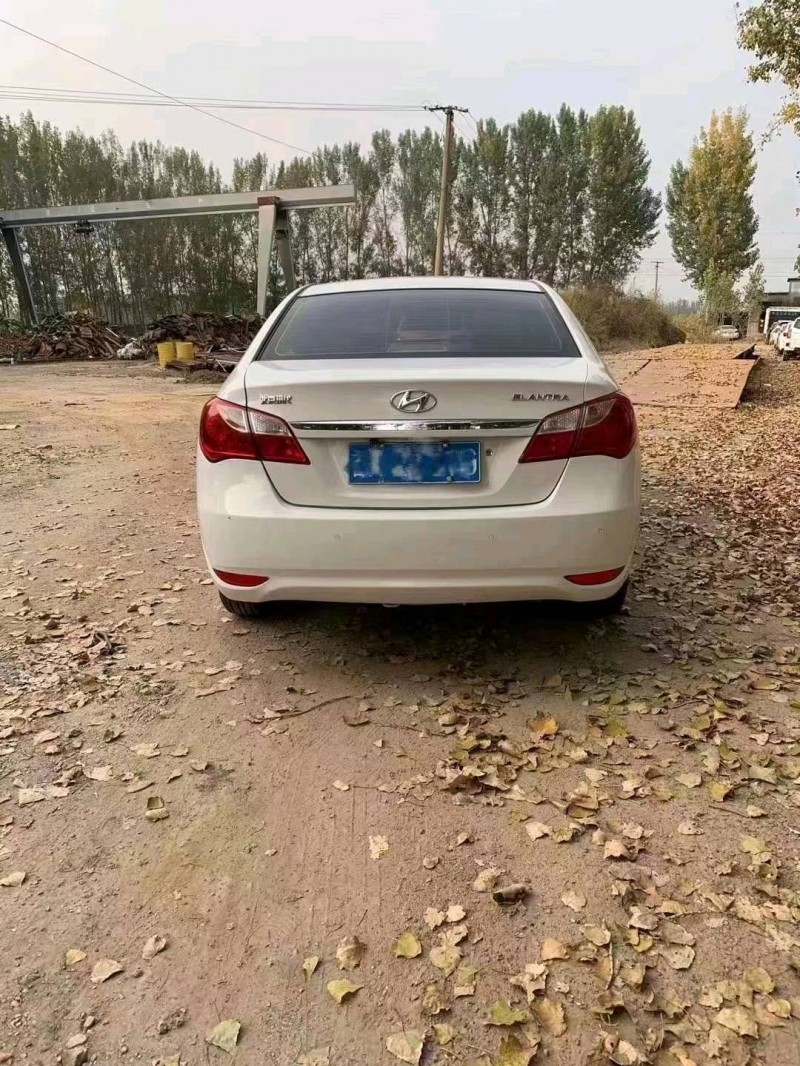 潍坊16年现代悦动9