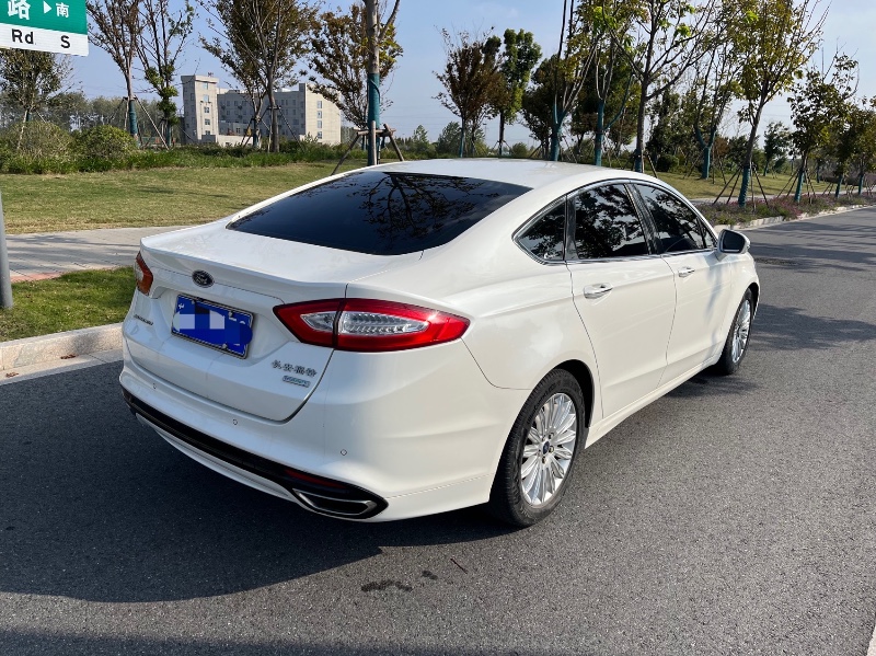 泰州15年福特蒙迪欧6