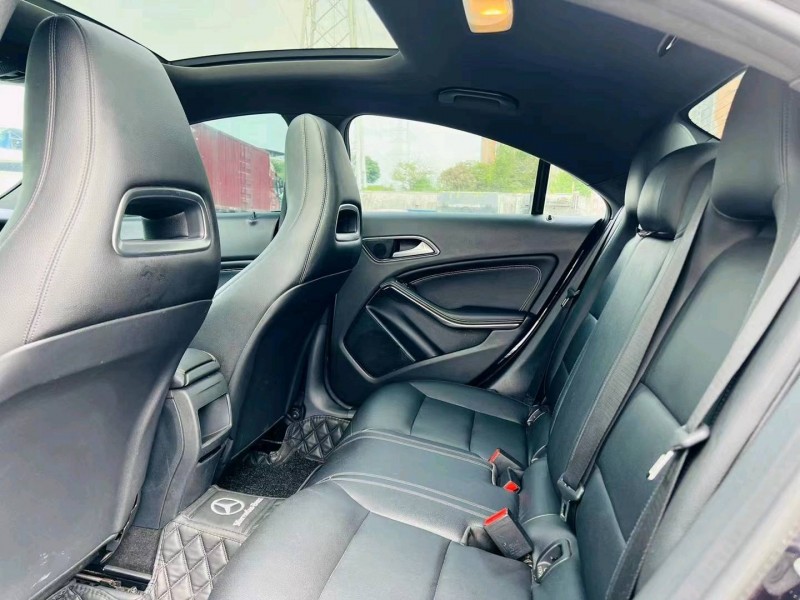 东莞15年奔驰CLA6