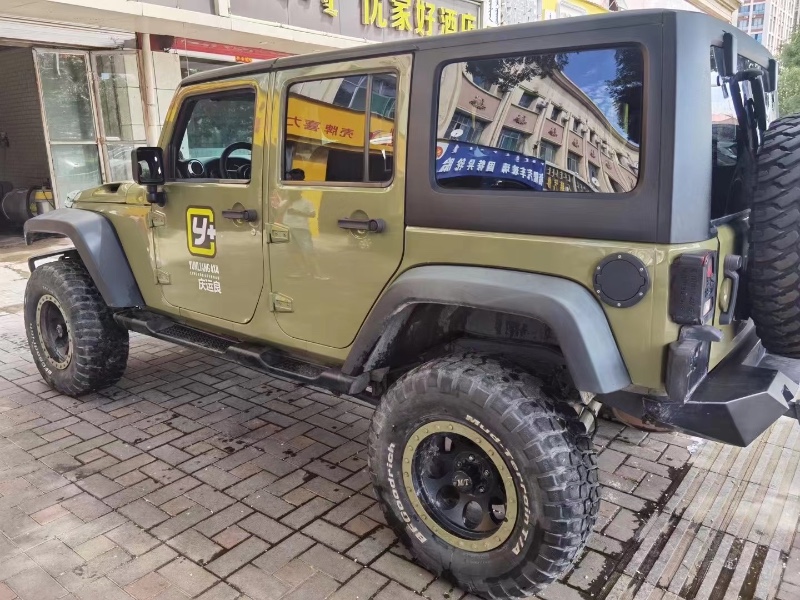 大同13年Jeep牧馬人2