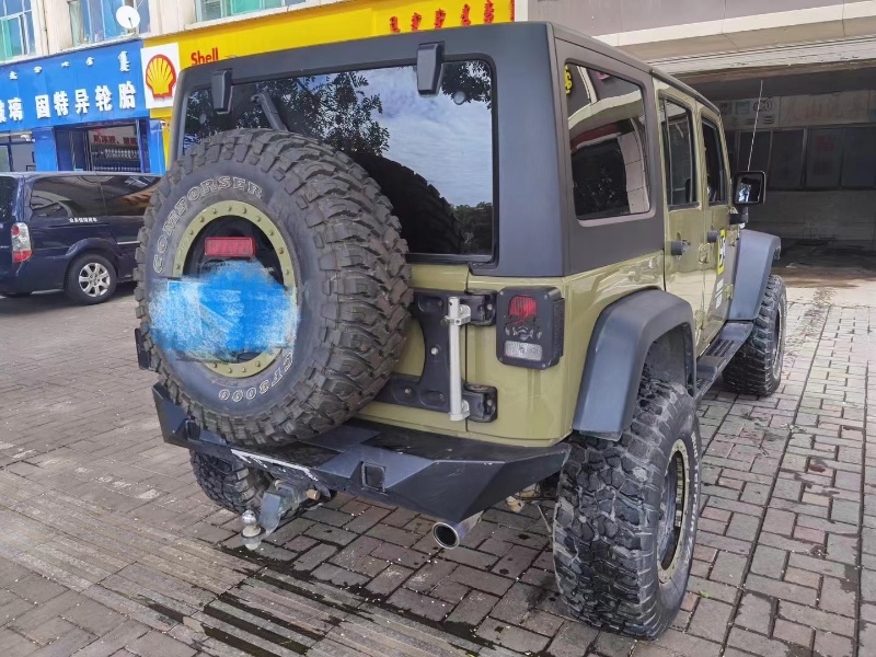 大同13年Jeep牧馬人7