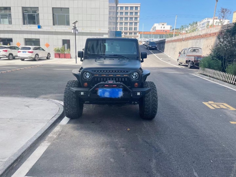 大同13年Jeep牧馬人1
