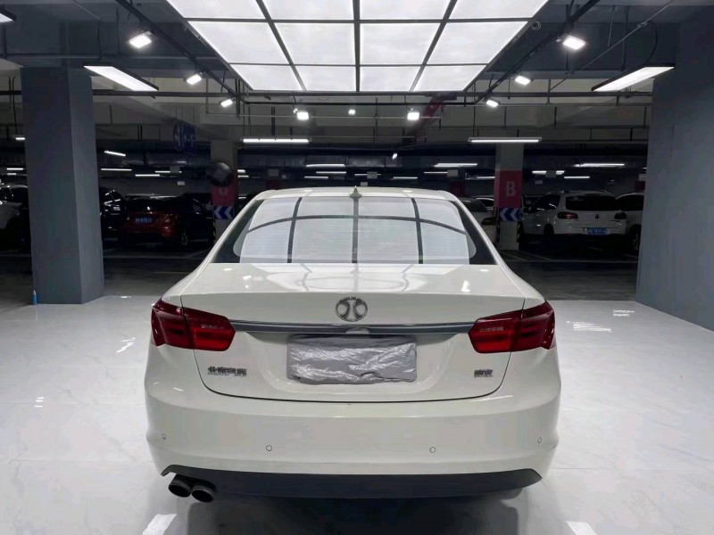 成都20年北汽绅宝D708