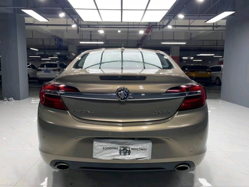 成都14年别克君威8