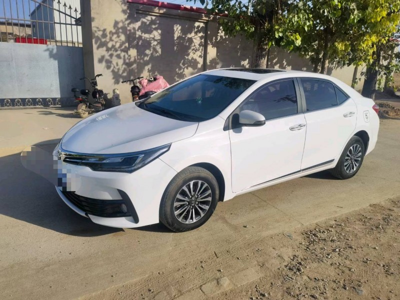 保定18年丰田卡罗拉2