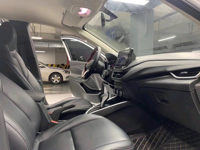 成都21年雪佛兰科沃兹6