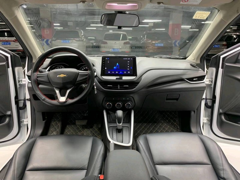 成都21年雪佛兰科沃兹5