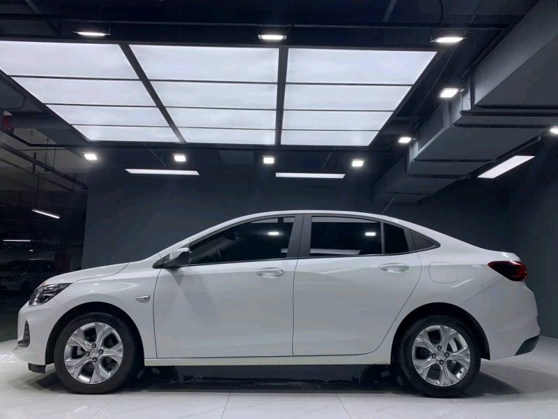 成都21年雪佛兰科沃兹7