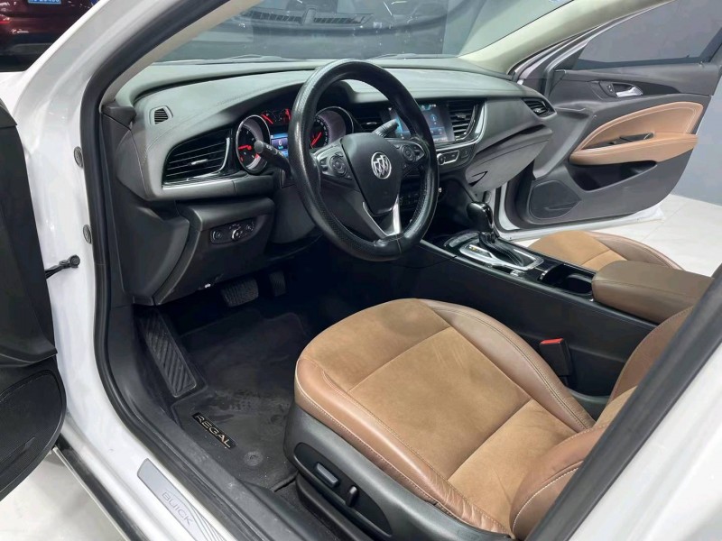 成都18年别克君威4