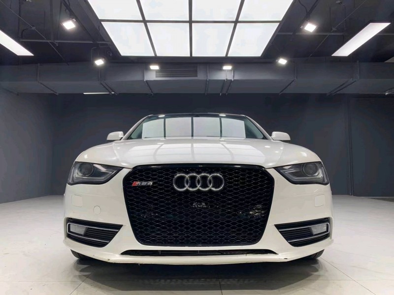 成都13年奥迪A4L1