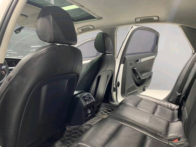 成都13年奥迪A4L3