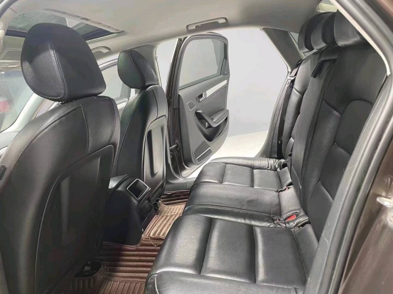 成都14年奥迪A4L6