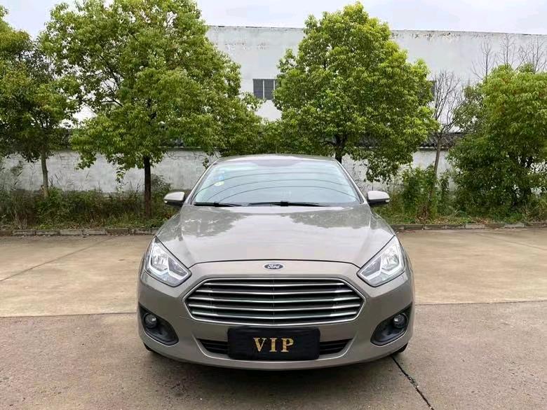 盐城17年福特福睿斯1