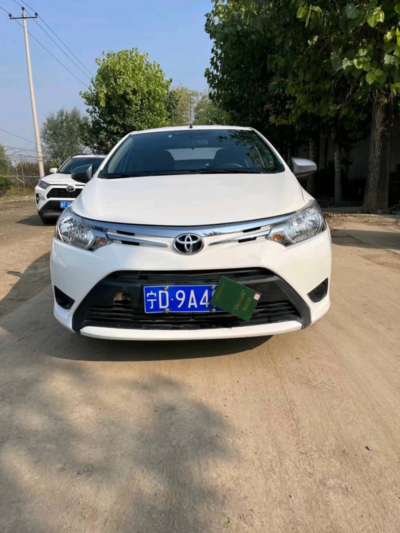 保定16年丰田威驰9