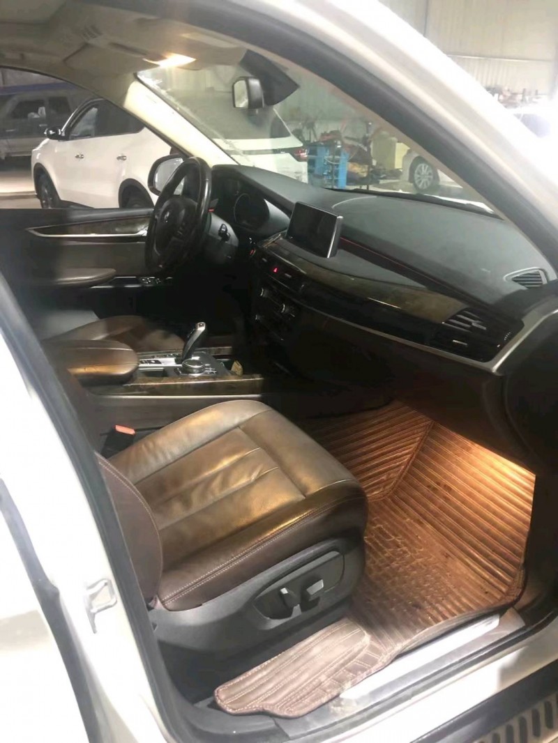 北京18年宝马X53