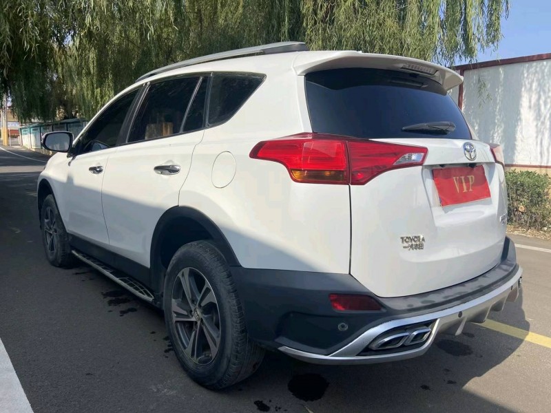 青岛16年丰田RAV4荣放8