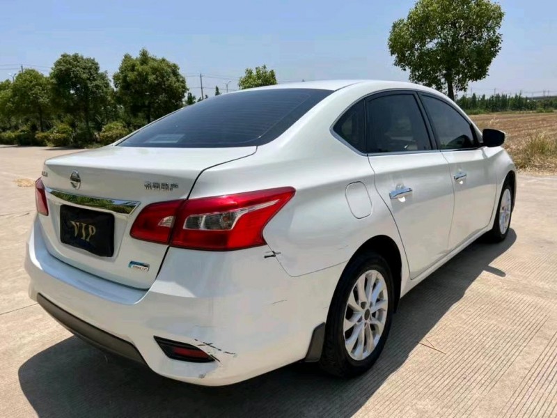 盐城18年日产轩逸6