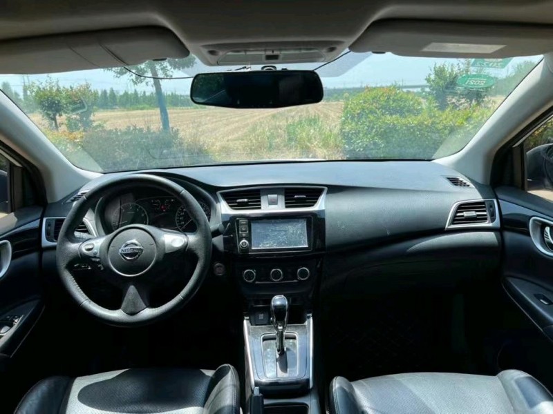 盐城18年日产轩逸3