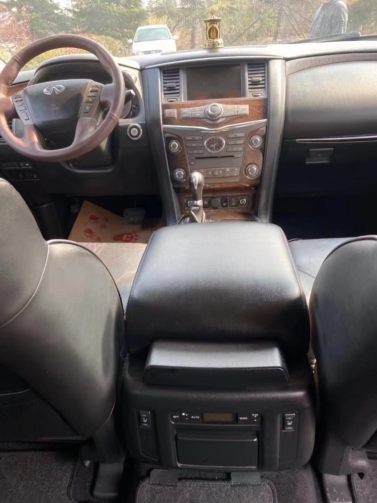 青島11年英菲尼迪QX567