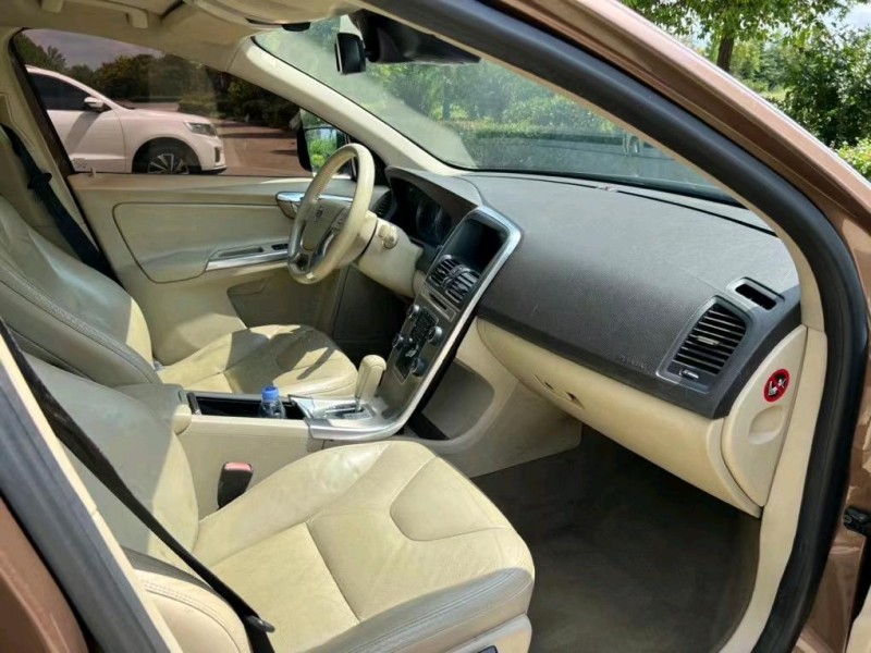 盐城12年沃尔沃XC609