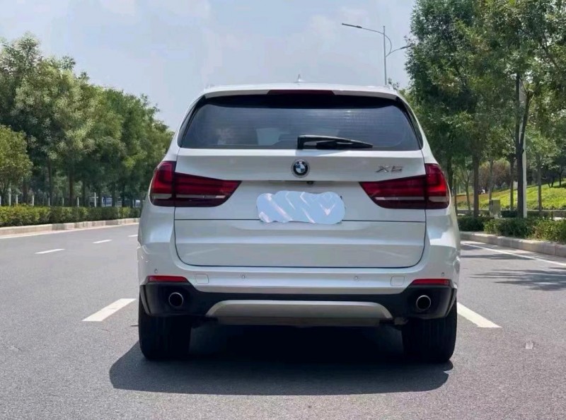青岛15年宝马X57