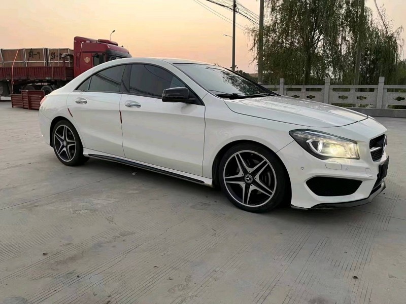 徐州16年奔驰CLA3