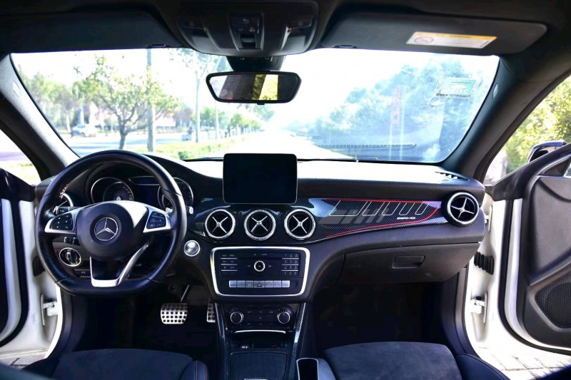 石家庄17年奔驰CLA2