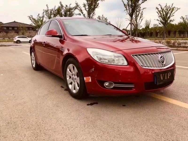 徐州13年别克君威8