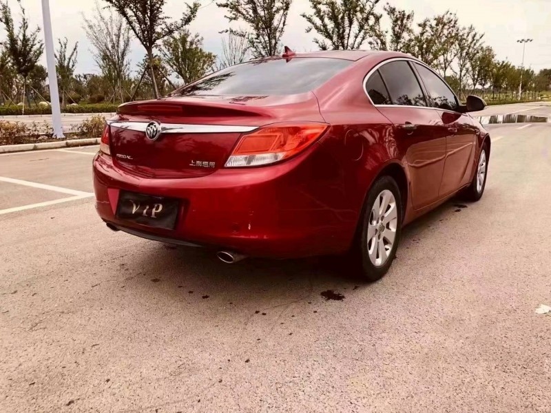 徐州13年别克君威2