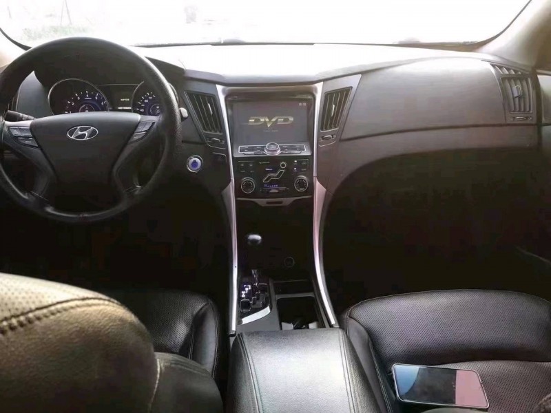 徐州14年现代索纳塔八5