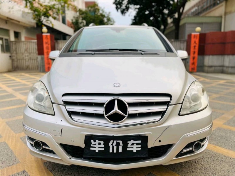东莞11年奔驰B1
